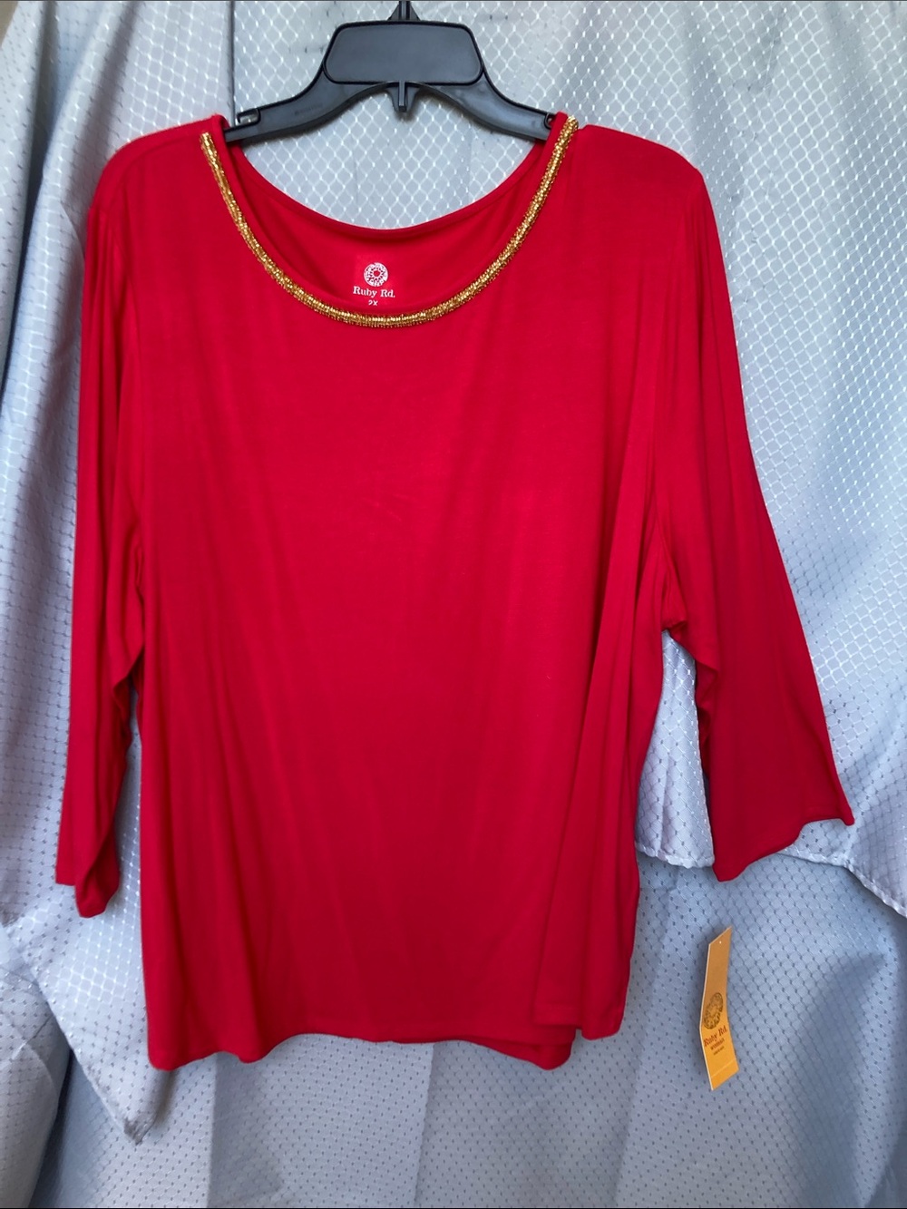 Ruby Rd red top gold beaded embellished neckline 2X